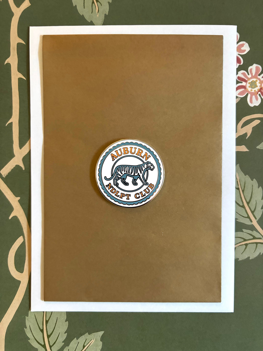 Auburn Needlepoint Club Needleminder